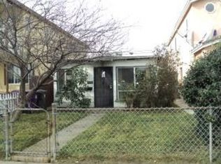 3557 Delta Ave, Long Beach, CA 90810