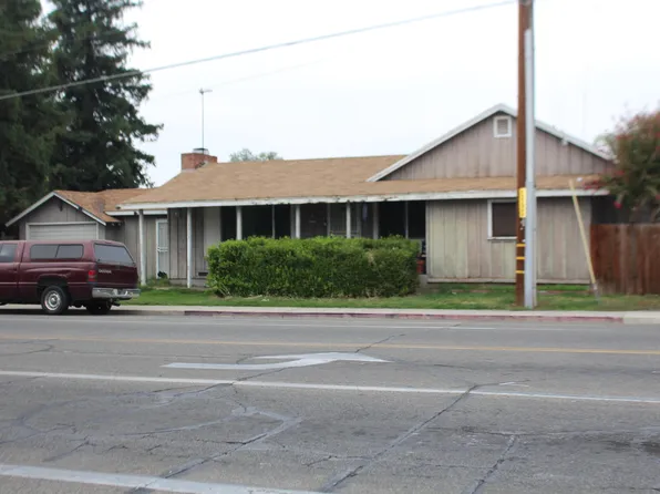 2013 S Giddings Street, Visalia, CA 93277