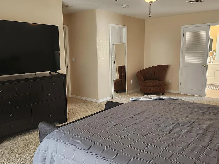 1776 Lear Bay — Photo 31