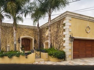 1861 Sunset Plaza Dr, Los Angeles, CA 90069