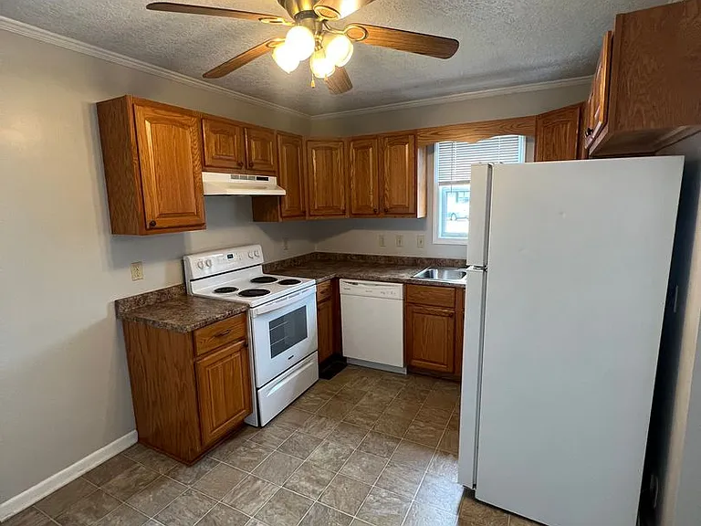 579 Baker Rd — Photo 5