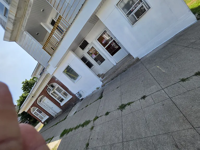 244 S Oak St #1 — Photo 31