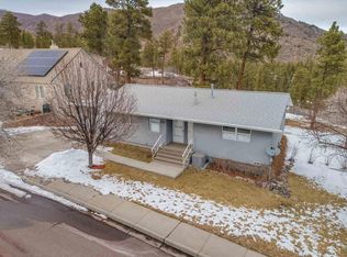 3160 Arizona Ave, Los Alamos, NM 87544