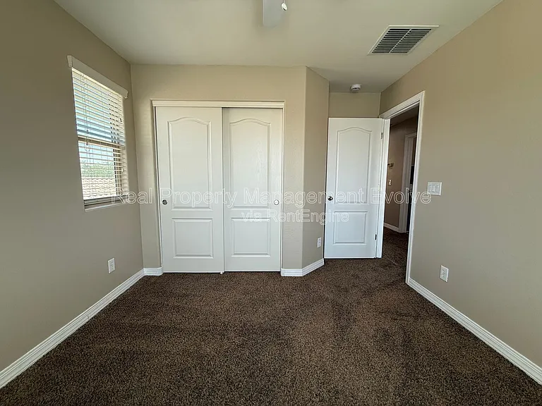 9020 W Nicolet Ave — Photo 25