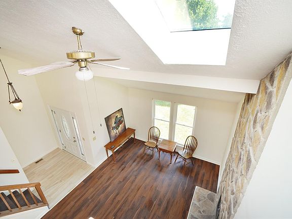 5th image of 5275 Fieldstone Ct