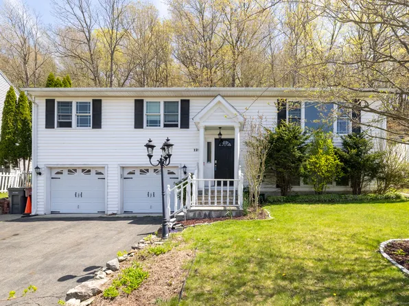 129 High Ridge Road, Naugatuck, CT 06770