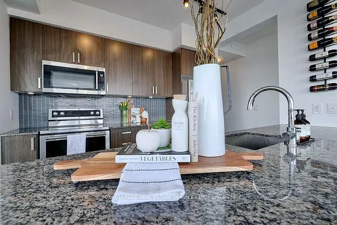 1603 Eglinton Ave W #1109 — Photo 22