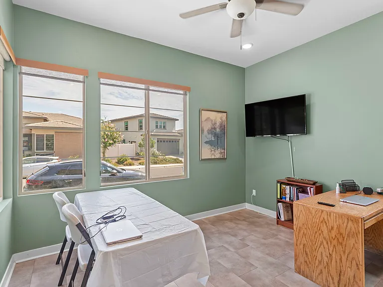 1628 Park Run Ln — Photo 34