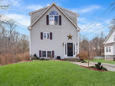 52 Deanville Rd, Attleboro, MA, 02703