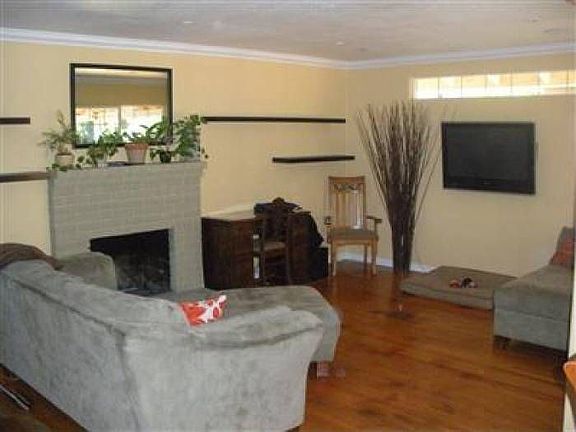 2nd image of 7024 Gumwood Cir