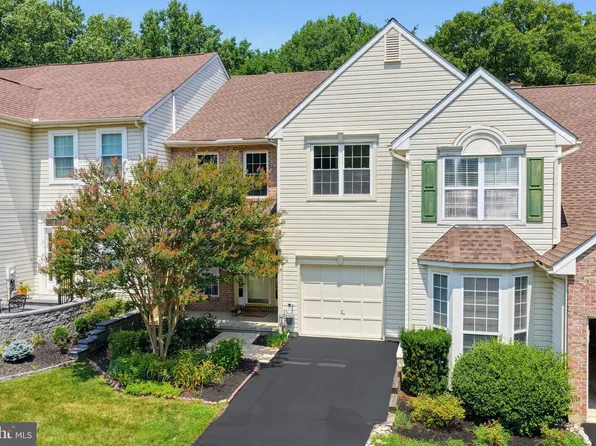 344 S Waterford Ln, Wilmington, DE 19808