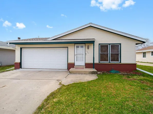 157 West Goldleaf AVENUE, Milwaukee, WI 53207