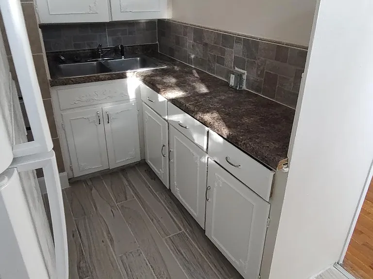 299 Capital Ave NE #C1 — Photo 6
