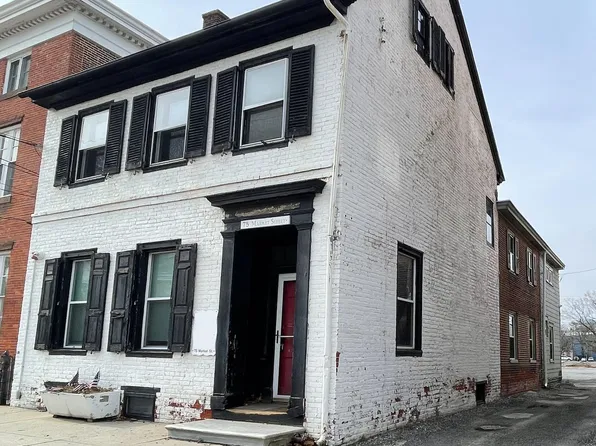 75 Market St, Salem, NJ 08079