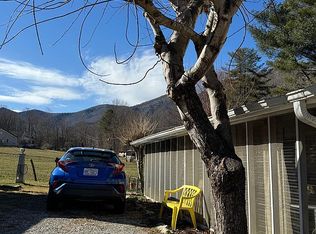 178 Solar Ct, Maggie Valley, NC 28751