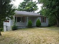 1st image of 132 Brush Creek Cir