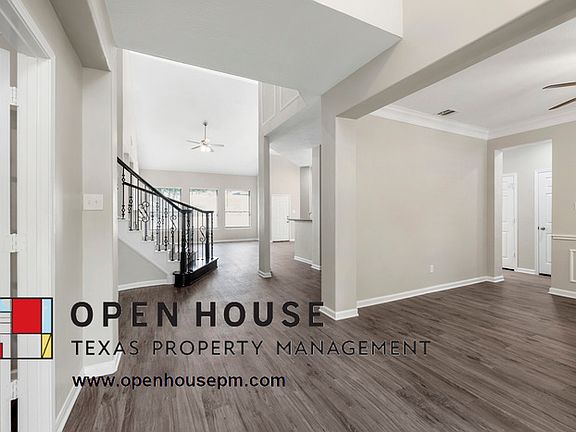 2nd image of 13018 Belmont Cir