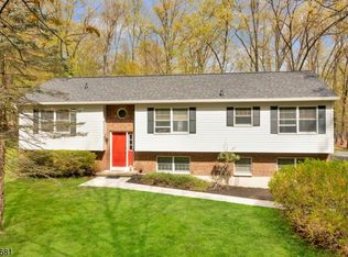 40 Haggerty Rd, Branchville, NJ 07826