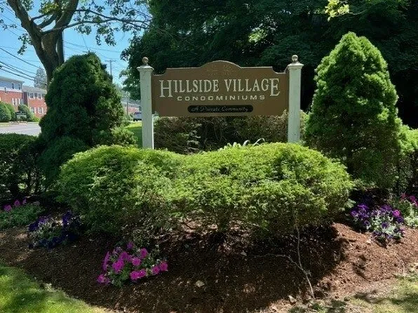 139 Towne House Road #139, Hamden, CT 06514