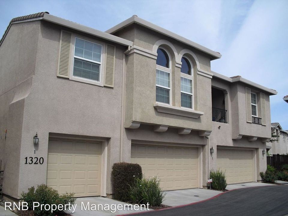 1st image of 1320 Incline Dr Unit 1