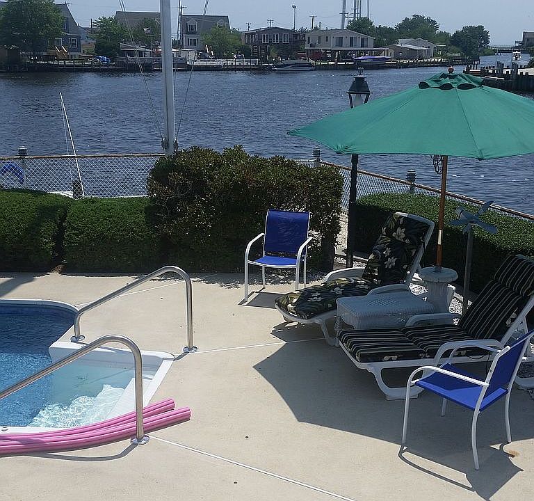 2nd image of 65 Budd Dr