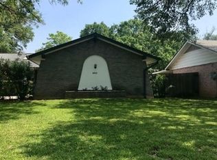 5811 John Wayne Dr, San Antonio, TX 78240