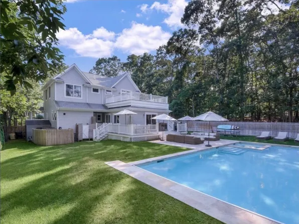 3 Wilson Pl, Sag Harbor, NY 11963