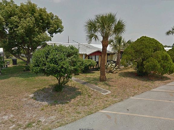 Large lot with mature trees