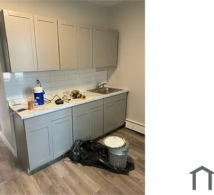3 bed, $2,500 — Photo 1