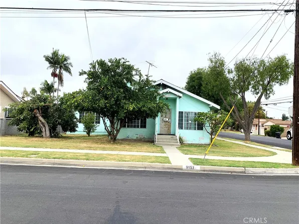 9157 Laurel St, Bellflower, CA 90706