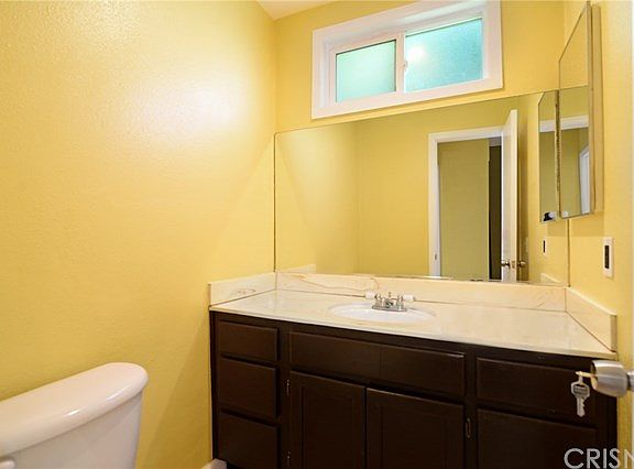 5th image of 22907 Vanowen St APT 2