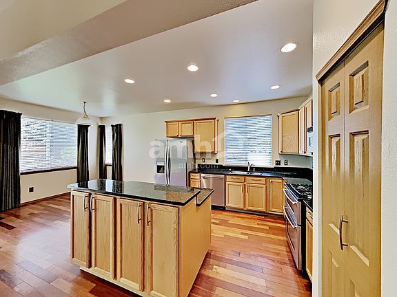 3rd image of 16402 129th Avenue Ct E
