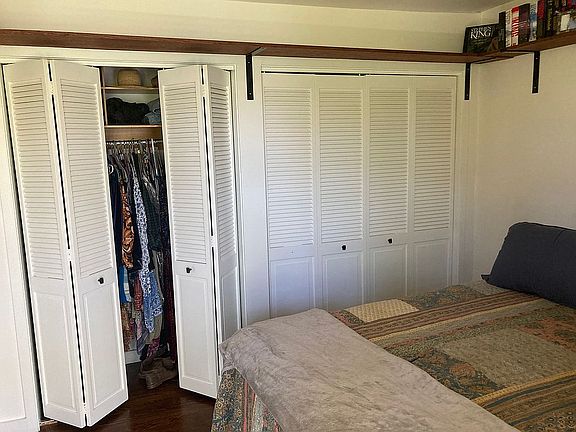 Office/guest bedroom closets