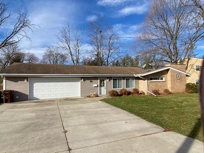 1210 S Burchard Ave, Freeport, IL, 61032