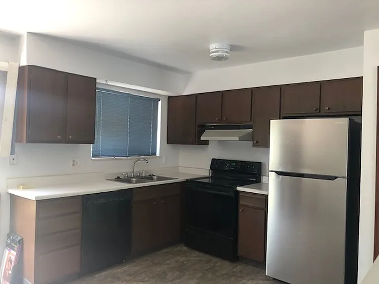 16132 E Wesley Ave — Photo 2