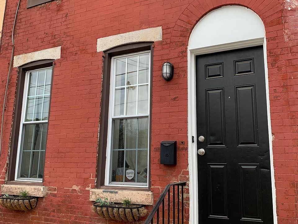 1st image of 2038 N Darien St