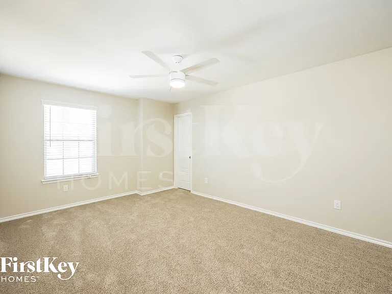 7426 Coral Bells Ct — Photo 11