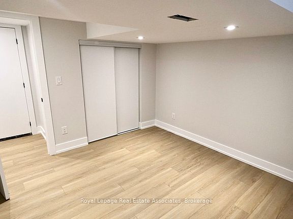 5th image of 246 Marlborough St Unit 5