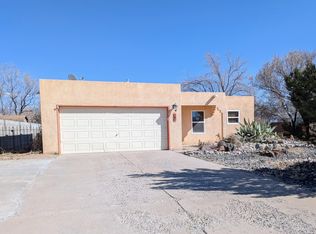 45 Milton Loop, Los Lunas, NM 87031