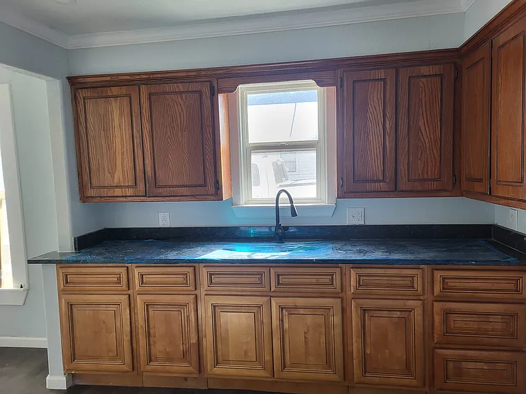 1115 B St NW — Photo 5
