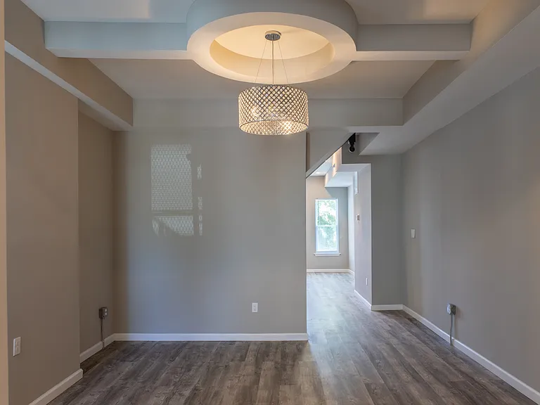 1430 N Broadway #1430 — Photo 2