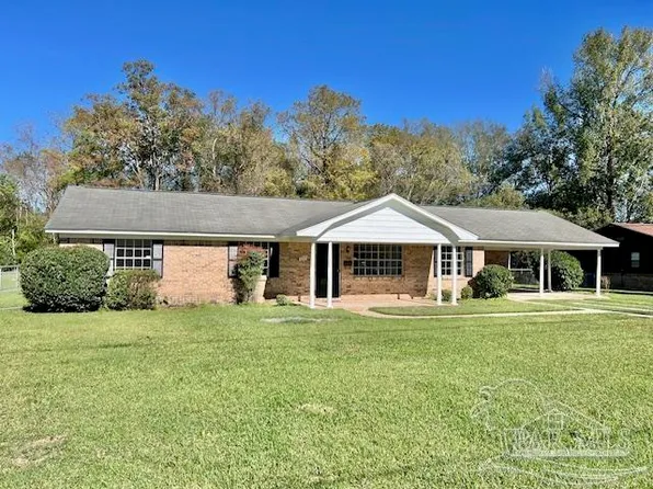 223 McRae St, Atmore, AL 36502