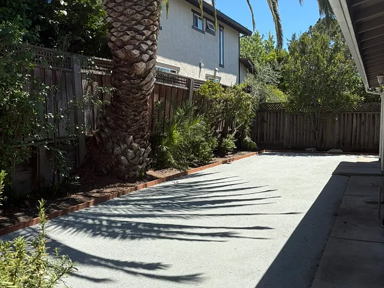 2047 Hull Ave — Photo 16