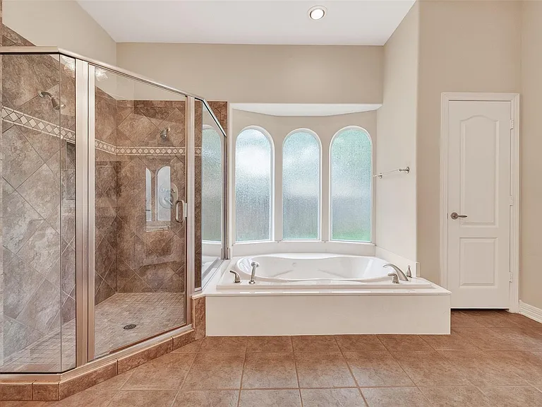 3406 Mystic Port Ct — Photo 21
