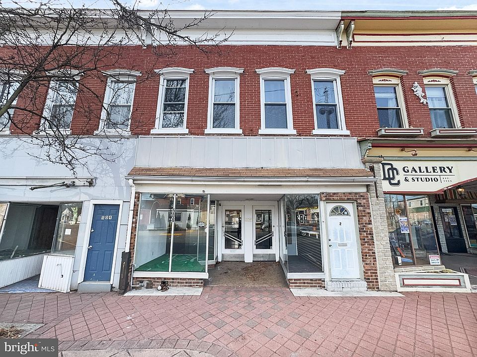 1st image of 506 N High St