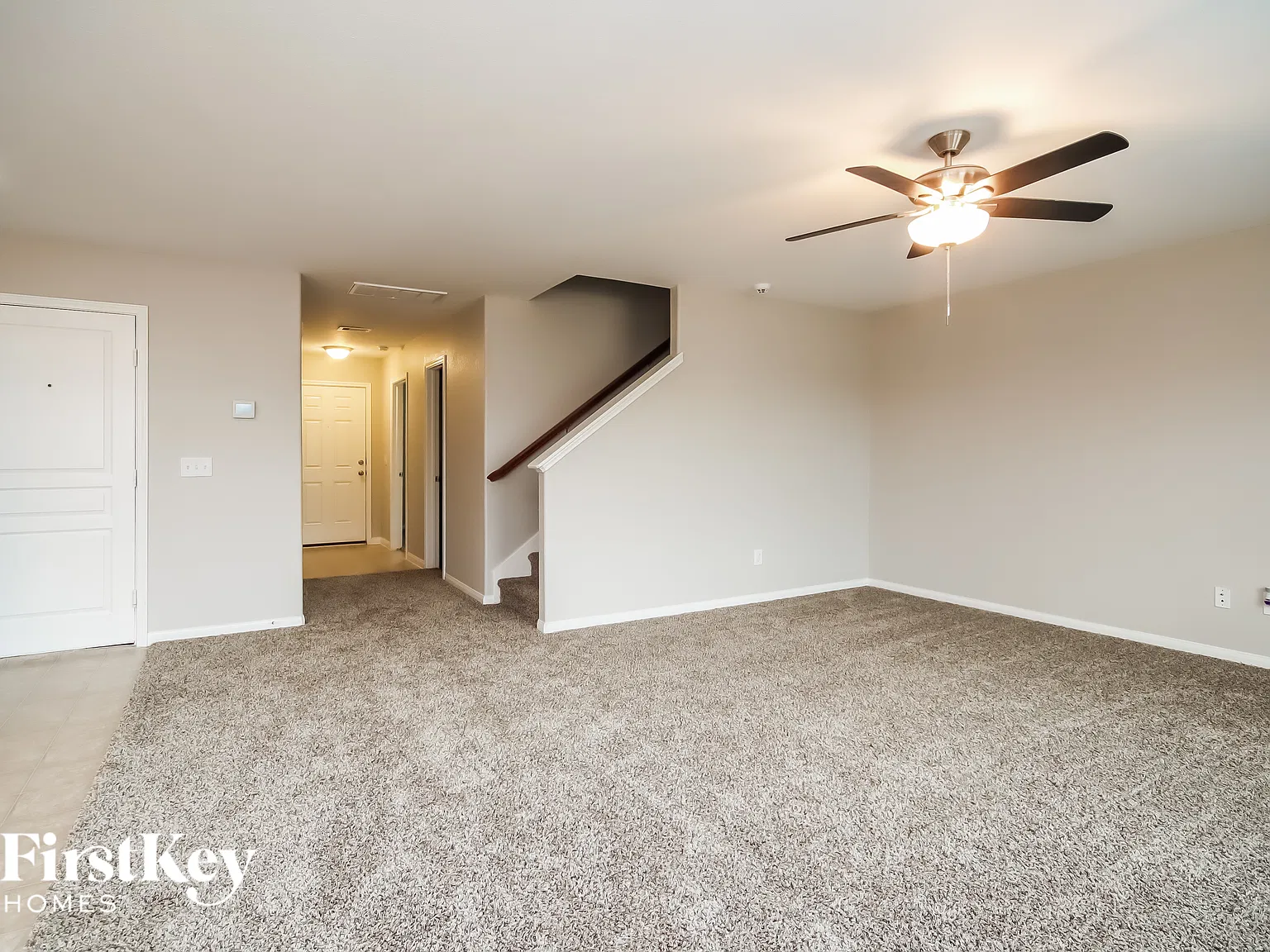 4 bed, 3.0 bath, 2044 sqft, $2,280 — Photo 4