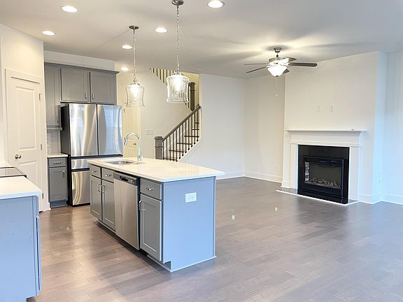 2nd image of 36 Auburn Valley Way #290