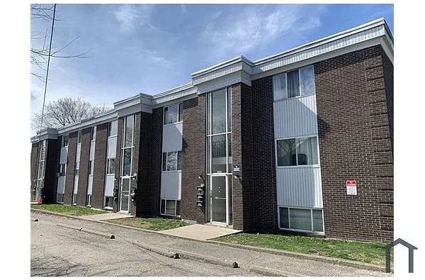 Building Photo - 1038 Cherry Dr #5