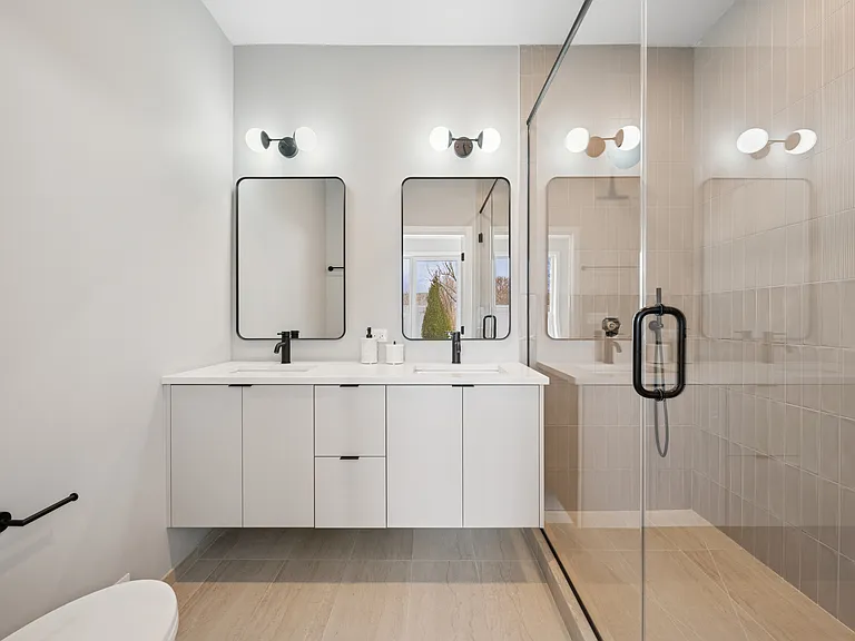 Beloit Townhomes — Photo 26