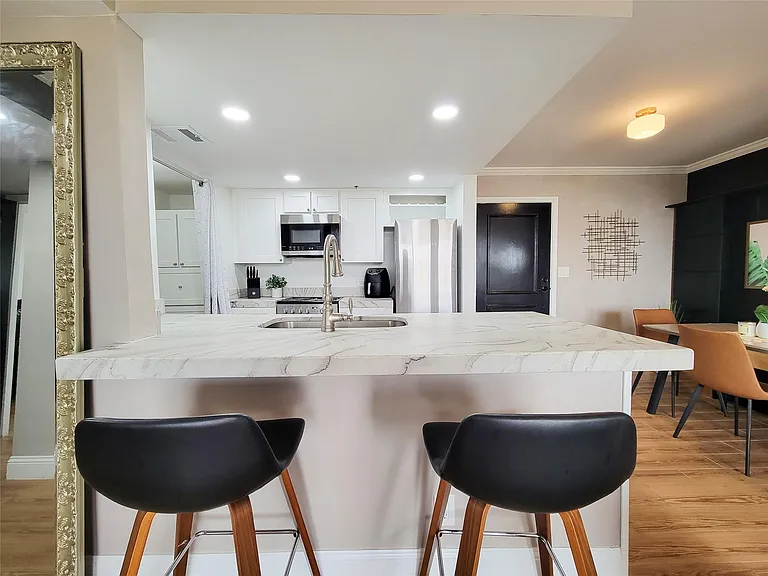 3525 Sage Rd #908 — Photo 16